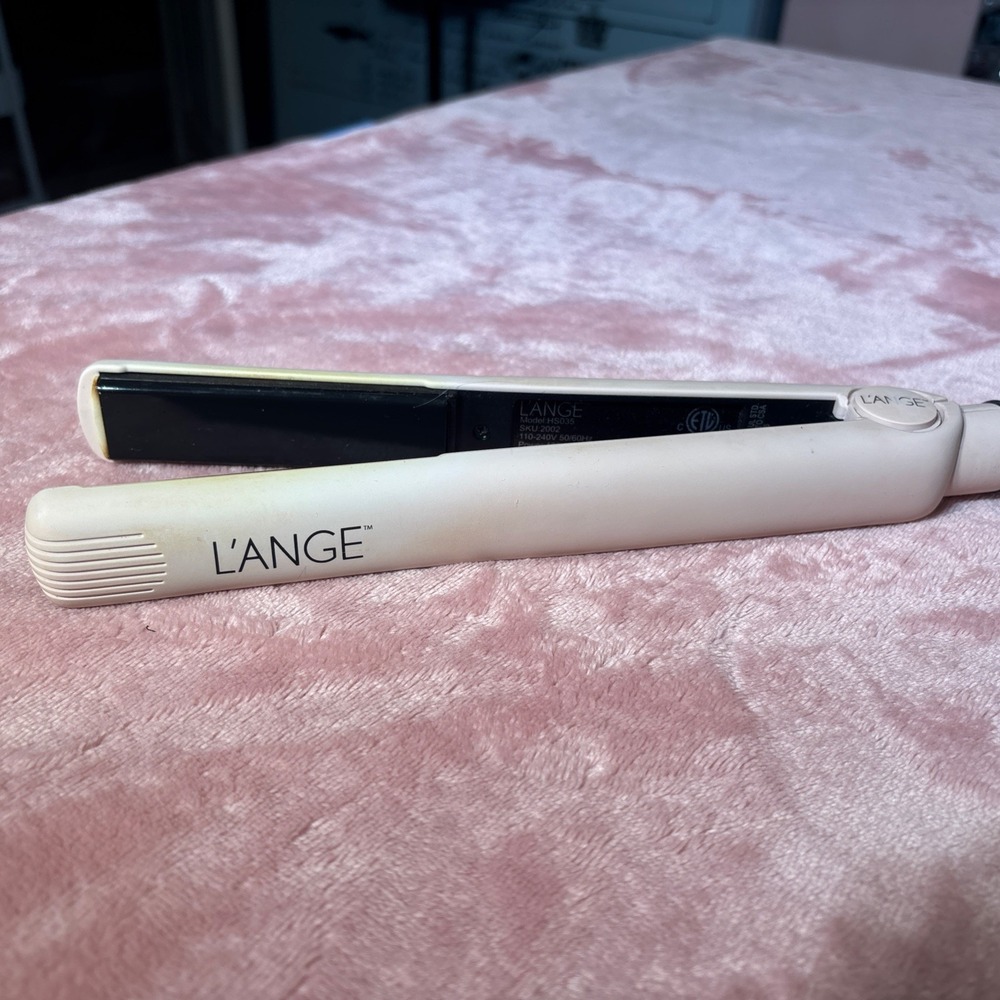 Small Ceramic Flat Iron Hair Straightener Blush Pink 1" HS035 Swivel Cord